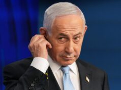 Vendido em excesso e entregue de forma insuficiente: Netanyahu de Israel enfrenta reação negativa ao cessar-fogo Navios de carga no Golfo.