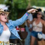 Ventos fortes causam estragos no Stagecoach, festival adiado, fãs evacuados