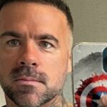 Morgan Armstrong, um ex-bombardeiro do Exército Britânico, garantiu um pagamento de £ 82.000 depois que um tribunal decidiu que ele foi demitido injustamente de seu emprego no Serviço Prisional