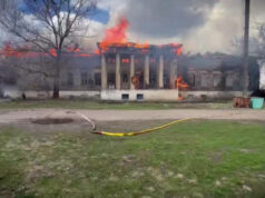 Vídeo: Prédio histórico na Ucrânia em chamas após ataque de drone russo Vídeo: Prédio histórico na Ucrânia em chamas após ataque de drone russo
