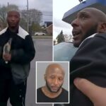 Donald Fields parado no estacionamento de um posto de gasolina.