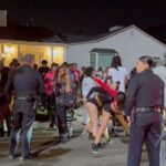 Vídeo selvagem mostra foliões seminus fugindo de policiais chamados para acabar com a violência em SoCal