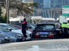 Vídeos capturam tiroteio perto do consulado de Israel em Istambul Vídeos capturam tiroteio perto do consulado de Israel em Istambul