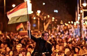 Viktor Orbán, apoiado por Trump, é afastado do poder na Hungria após 16 anos David Crowe