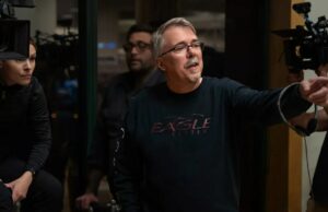 Vince Gilligan envia piloto ‘Pluribus’ para o Emmy. Ele finalmente vencerá por escrever ou dirigir? Vince Gilligan envia piloto 'Pluribus' para o Emmy. Ele finalmente vencerá por escrever ou dirigir?