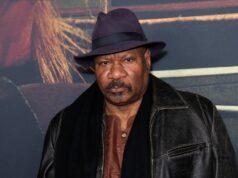 Ving Rhames ‘On His Way Home’ e ‘Cracking Jokes’ após desmaiar em restaurante Ving Rhames 'On His Way Home' e 'Cracking Jokes' após desmaiar em restaurante