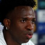 Vinicius elogia Lamine Yamal por condenar cantos de fãs anti-muçulmanos
