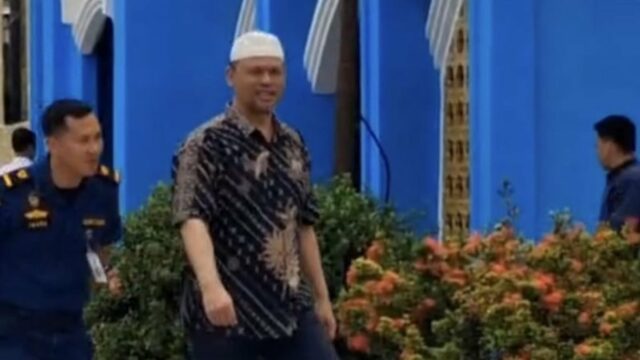 Viral Napi Korupsi de Kendari Mampir ke Kedai Kopi usa Viral Napi Korupsi de Kendari Mampir ke Kedai Kopi usa Sidang PK