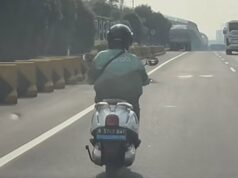 Viral Ojol Nyelonong ke Tol Japek, Diteriakin ‘Kesurupan?’ Tetap Jalan Santai Viral Ojol Nyelonong ke Tol Japek, Diteriakin 'Kesurupan?' Tetap Jalan Santai
