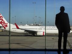 Virgin cortará voos e aumentará custos após queda de US$ 40 milhões no combustível Avião genérico da Virgin Austrália