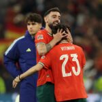 Vitinha nomeia traço 'perfeito' de Bruno Fernandes enquanto estrela do PSG admite que assiste aos jogos do Man Utd