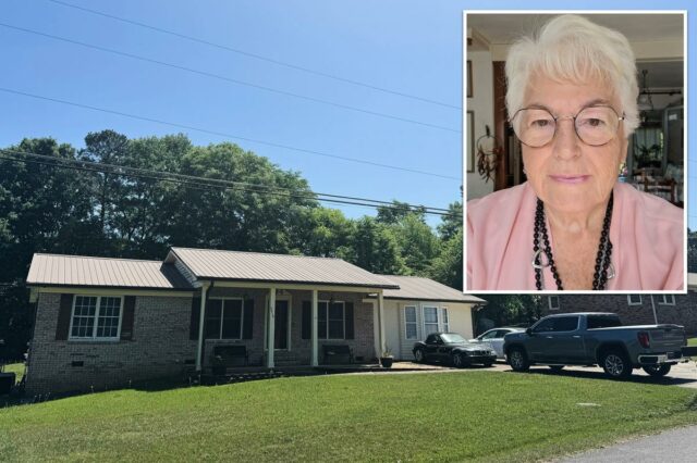 Viúva de 85 anos é libertada da custódia dos EUA e retorna à França em meio a uma complicada disputa familiar
