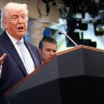 Donald Trump disse ontem à noite que “os iranianos não parecem perceber que não têm mais cartas” para jogar “além de uma extorsão de curto prazo do mundo usando vias navegáveis ​​internacionais”.