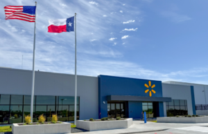 Walmart abre fábrica de leite de US$ 350 milhões no Texas que criará 400 empregos O Walmart abriu uma fábrica de leite de 300.000 pés quadrados em Robinson, Texas (sul de Waco) em 29 de abril, e fornecerá leite para mais de 650 lojas Walmart e Sam's Clubs no centro-sul dos EUA, de acordo com um comunicado à imprensa do Walmart.