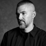 Zach Cregger no tapete de