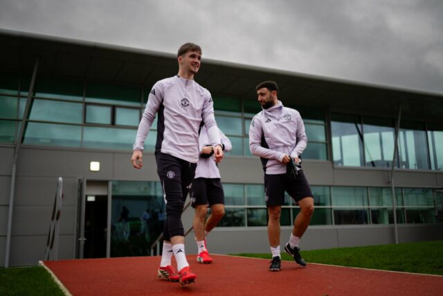 Wonderkid deveria estar derrubando a porta de Michael Carrick após a última apresentação do Man Utd U21 - Opinião
