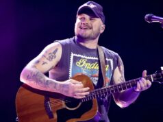 Zach Bryan chama ‘Karens’ após encerrar o show mais cedo devido ao clima GettyImages-2226396445-Bryan.jpg
