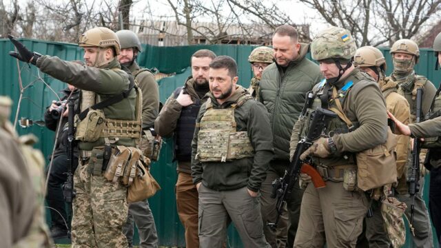 Zelenskyy anuncia que ‘o futuro está aqui’ após a primeira captura totalmente robótica da guerra
