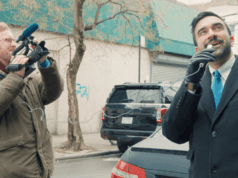 Zohran Mamdani entrevistado por John Wilson em vídeo sobre a redução de andaimes na cidade de Nova York (EXCLUSIVO) Zohran Mamdani entrevistado por John Wilson em vídeo sobre a redução de andaimes na cidade de Nova York (EXCLUSIVO)