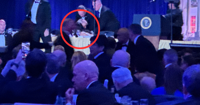 ‘Sons altos’: Trump correu para um local seguro após disparos de tiros
