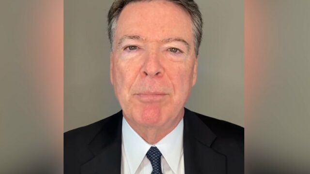 ‘Vamos’: Comey responde após ser acusado de ameaçar Trump
