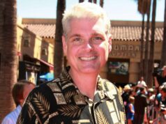 Tom Kane, dublador de ‘Star Wars’ e ‘As Meninas Superpoderosas’, morre aos 64 anos Michael Pennington (Faber Books)