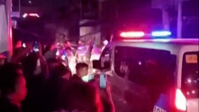 19 temem-se presos após desabamento de edifício nas Filipinas 19 temem-se presos após desabamento de edifício nas Filipinas