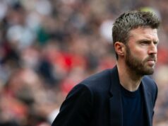 A Ineos só poderia dar meia-volta na nomeação de Michael Carrick para o Man Utd por um motivo agora, afirma Rio Ferdinand A Ineos só poderia dar meia-volta na nomeação de Michael Carrick para o Man Utd por um motivo agora, afirma Rio Ferdinand