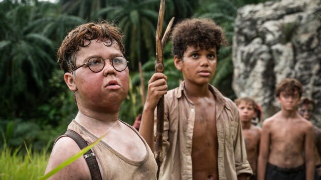 A adaptação de 'O Senhor das Moscas' da Netflix é um relógio angustiante com um elenco jovem e estelar: crítica de TV
