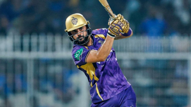A batida crucial de Pandey em 45 corridas ajuda KKR a garantir a vitória por quatro postigos contra o MI
