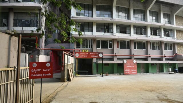 A demanda da KSCA por ingressos extras - A razão pela qual o Estádio Chinnaswamy não conseguiu sediar a final do IPL 2026, apesar do RCB ser campeão
