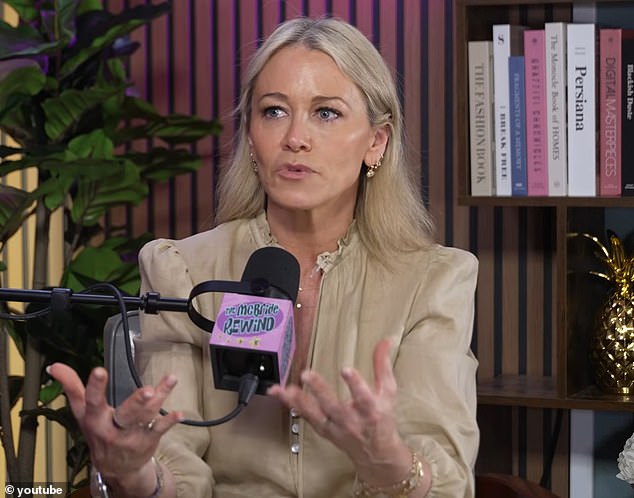 Christine Taylor falou sobre sua separação de anos do marido Ben Stiller e o que finalmente os levou a dar outra chance ao casamento no podcast McBride Rewind