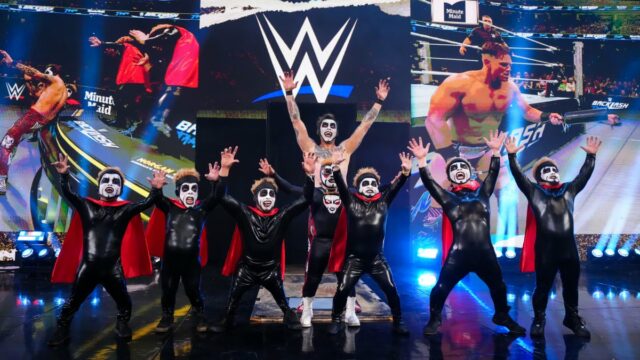A estrela da WWE Danhausen ajudou o New York Knicks A estrela da WWE Danhausen ajudou o New York Knicks a chegar às finais da NBA?
