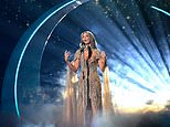 A final da Eurovisão voa mais tarde: bandeira Look Mum No Computer para o Reino Unido enquanto Delta Goodrem é cotada para vencer o concurso – atualizações ao vivo A final da Eurovisão voa mais tarde: bandeira Look Mum No Computer para o Reino Unido enquanto Delta Goodrem é cotada para vencer o concurso - atualizações ao vivo