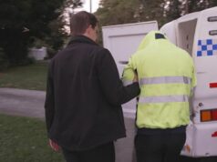 A maior apreensão já feita de material de abuso infantil em NSW Os detetives revelaram que a investigação começou depois que a polícia descobriu uma rede australiana de mais de 700 supostos perpetradores que compartilhavam material de abuso infantil.