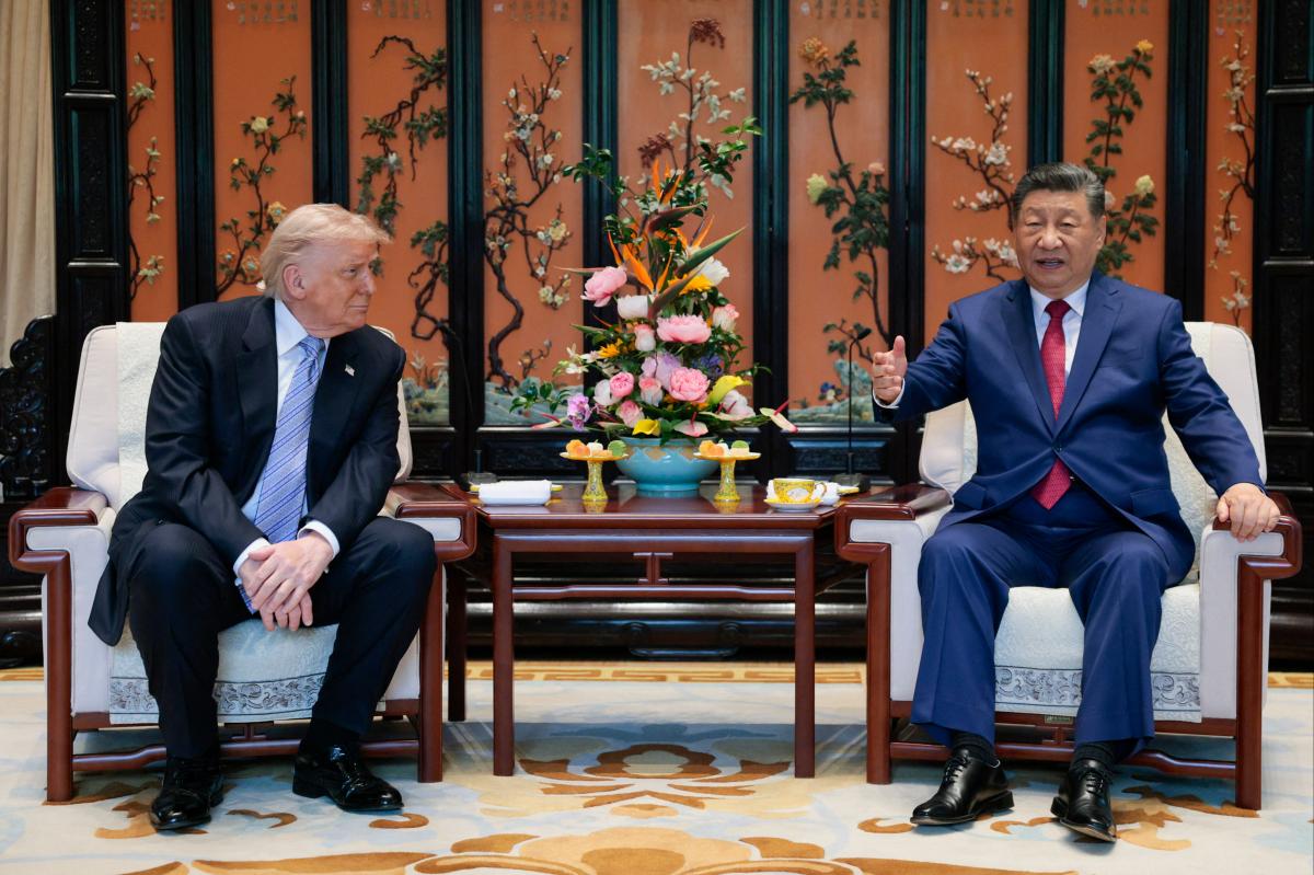 A posição de Trump e Xi foi uma grande indicação de como foi sua histórica cúpula na China: especialista em linguagem corporal