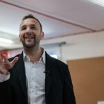 Polanski está sob pressão há mais de 24 horas para pedir desculpas por compartilhar uma postagem nas redes sociais acusando policiais de agressividade durante o incidente de quarta-feira.