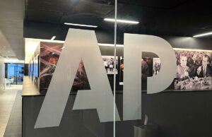AP conclui reestruturação dos EUA com rodada de 20 demissões, parte do pivô estratégico do jornalismo impresso AP conclui reestruturação dos EUA com rodada de 20 demissões, parte do pivô estratégico do jornalismo impresso