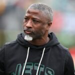 Jets head coach Aaron Glenn