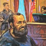 Esta foto de uma queixa criminal aberta na sexta-feira, 15 de maio de 2026, pelo Tribunal Distrital dos EUA para o Distrito Sul de Nova York, mostra Mohammad Baqer Saad Dawood Al-Saadi, à direita, com Qasem Soleimani, ex-comandante da Força Quds do Corpo da Guarda Revolucionária Islâmica do Irã, apresentada na conta Snapchat de al-Saadi de acordo com uma queixa criminal federal. (Tribunal Distrital dos EUA para o Distrito Sul de Nova York via AP)