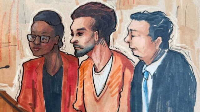 Acusado de assassino de Trump se declara inocente

