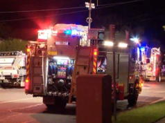 Adolescente lutando pela vida após esfaqueamento em Ipswich e incêndio em casa Um homem foi preso depois que um menino e uma mulher foram esfaqueados.