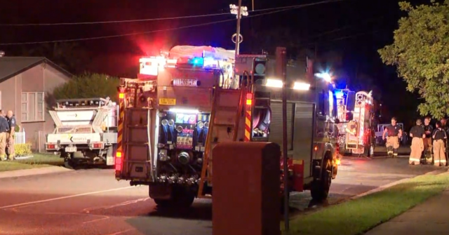 Adolescente lutando pela vida após esfaqueamento em Ipswich e incêndio Um homem foi preso depois que um menino e uma mulher foram esfaqueados.