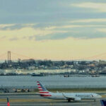Aeroporto LaGuardia fecha pista após descoberta de sumidouro