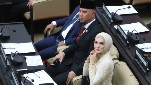 Ahmad Dhani Kena Omel Mulan Jameela Usai IG Hilang e Diretas
