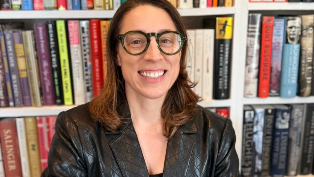 Ainsley Rossitto nomeada chefe de podcasts da Beehiiv Ainsley Rossitto nomeada chefe de podcasts da Beehiiv