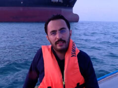 Al Jazeera reporta do Estreito de Ormuz sobre o plano do Irã para gerenciar o transporte marítimo Al Jazeera reporta do Estreito de Ormuz sobre o plano do Irã para gerenciar o transporte marítimo