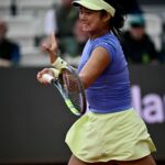 Alex Eala concluiu sua campanha no Aberto da Itália de 2026 após ser eliminada do torneio de duplas com sua parceira Hailey Baptiste na terça-feira.