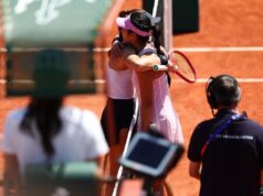 Alex Eala e Iva Jovic compartilham amor após confronto no Aberto da França Alex Eala x Iva Jovic Aberto da França 2026 Roland Garros Alex Eala