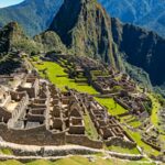 As ruínas incas da cidade perdida de Machu Picchu.